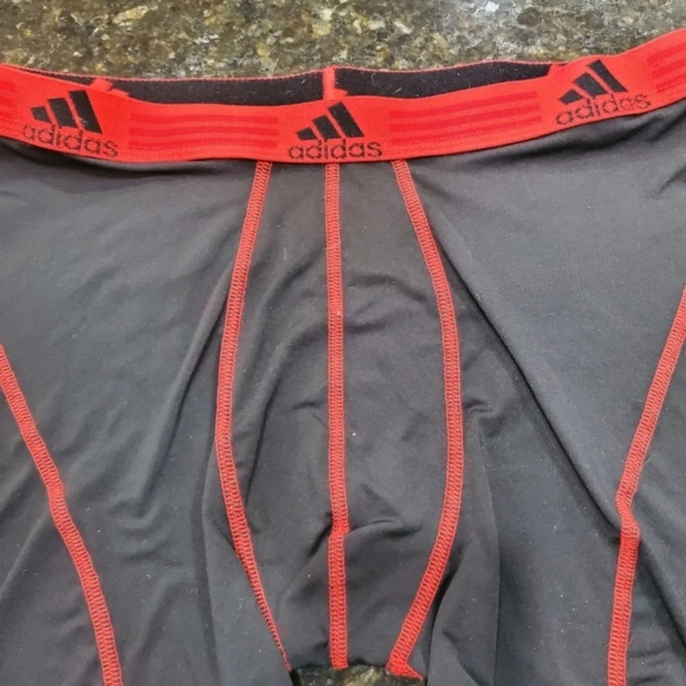Adidas boxers‎